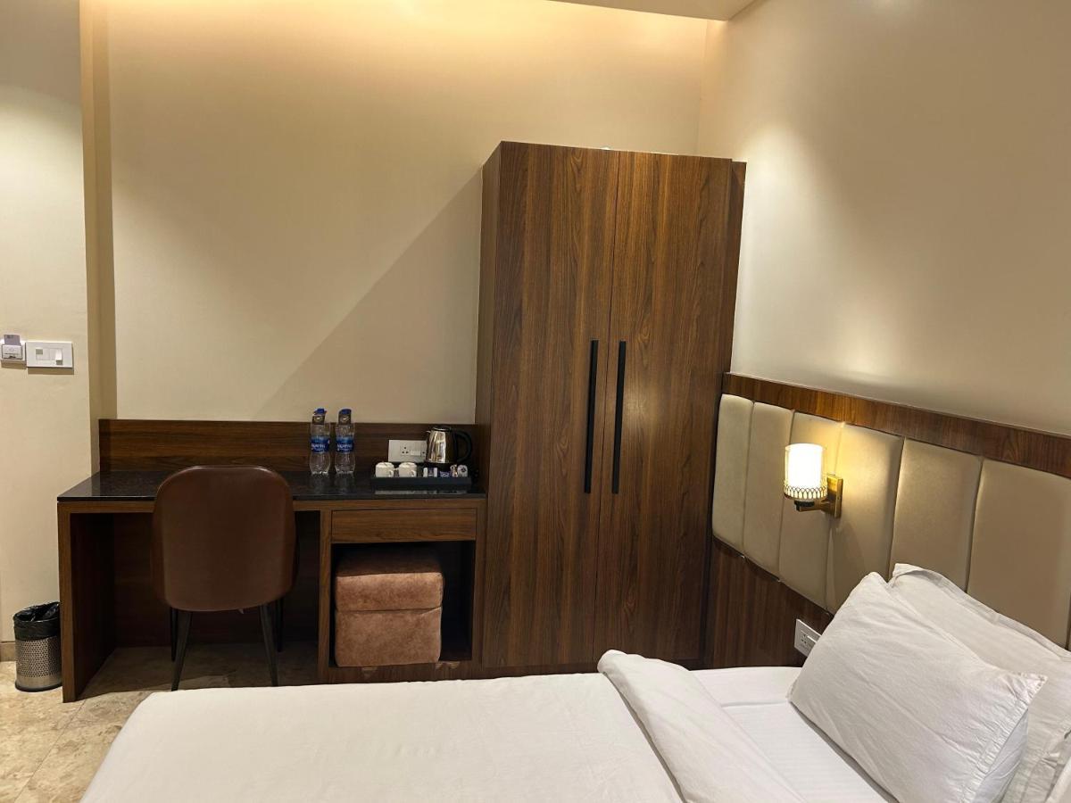 The Imperial Prime Clarks Inn Suites, Bhīlwāra מראה חיצוני תמונה